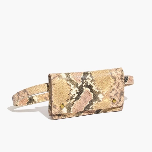 Madewell • The Leather Belt Bag: Snake Embossed Edition python snakeskin - Picture 3 of 10